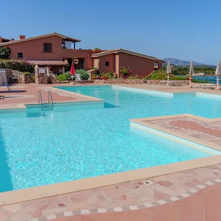 Incantevole Vista Mare, Accesso Sulla Marinella (Sardinia)